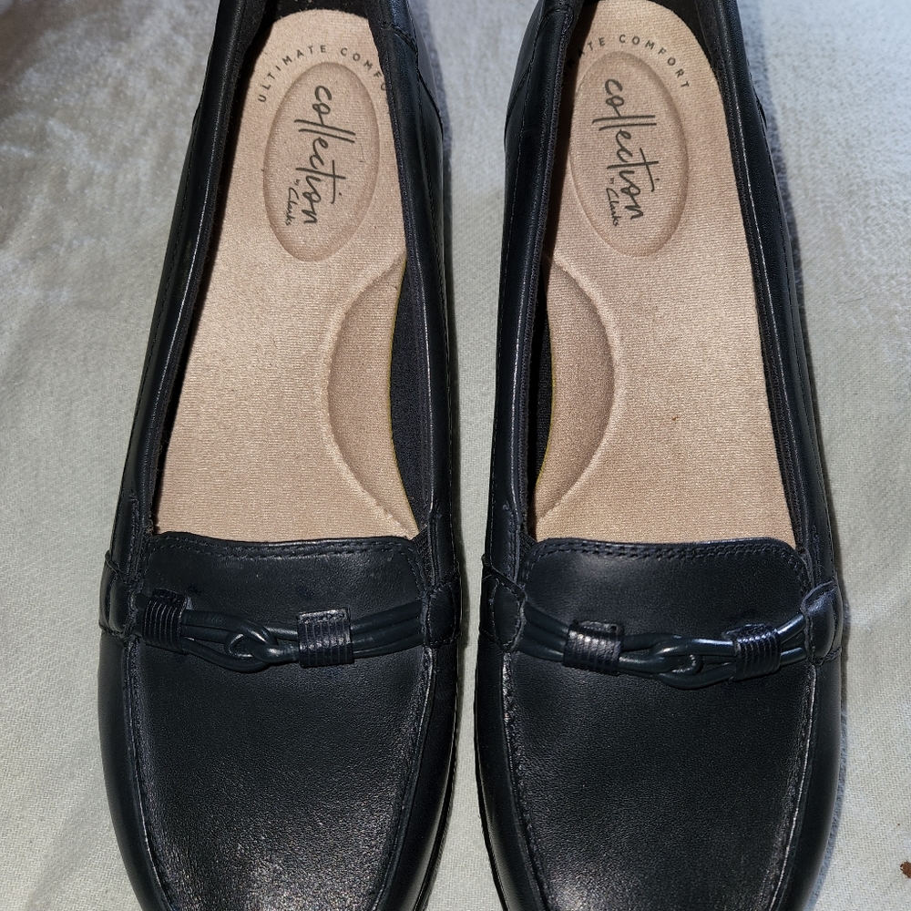 Clarks Size 9 Navy Loafer Women